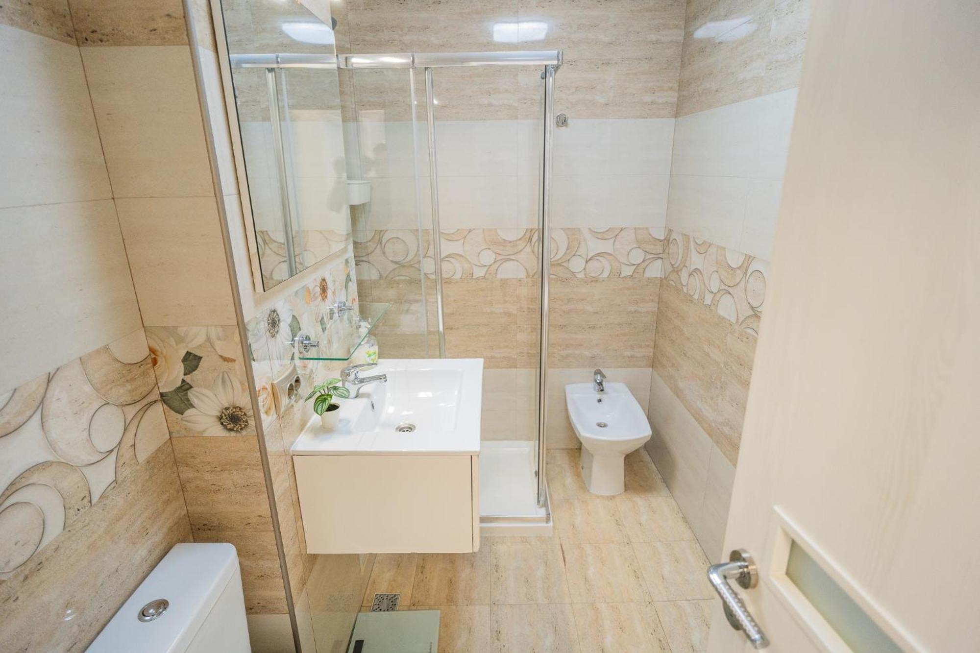 ブカレストLuxury 2Br On Decebal Avenueアパートメント エクステリア 写真