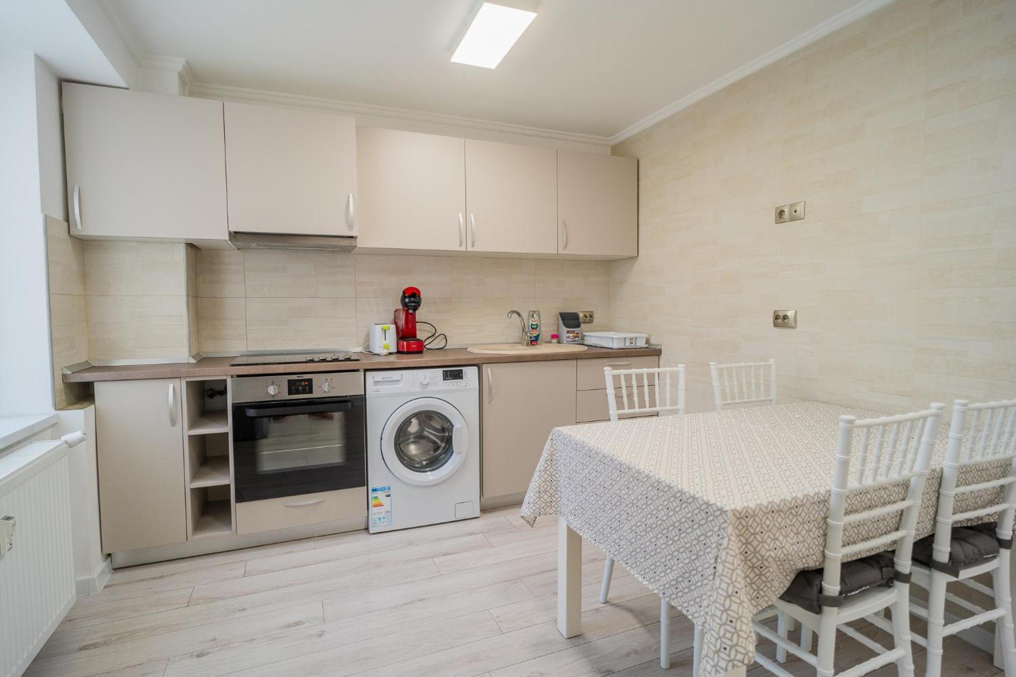 ブカレストLuxury 2Br On Decebal Avenueアパートメント エクステリア 写真
