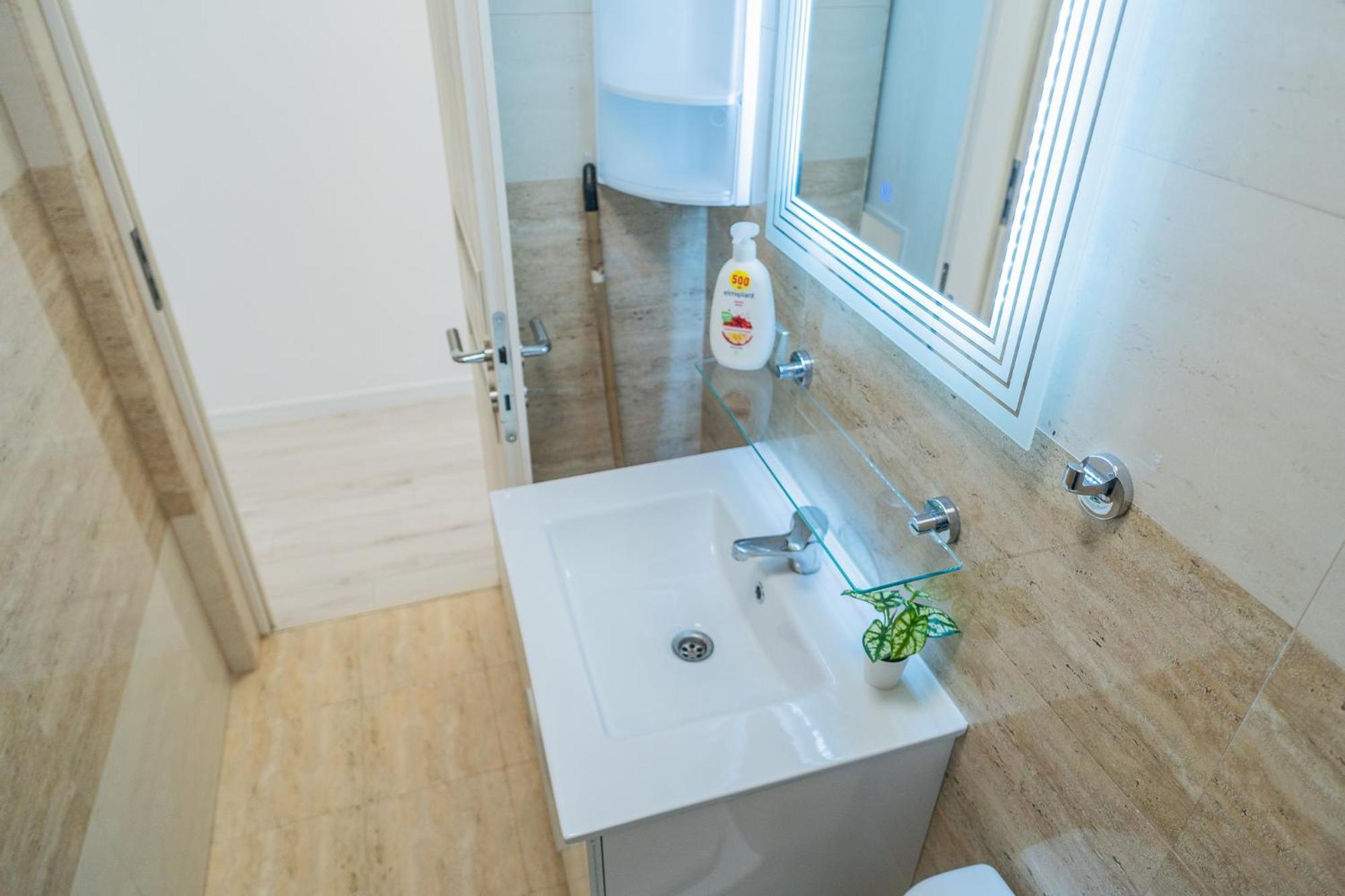 ブカレストLuxury 2Br On Decebal Avenueアパートメント エクステリア 写真