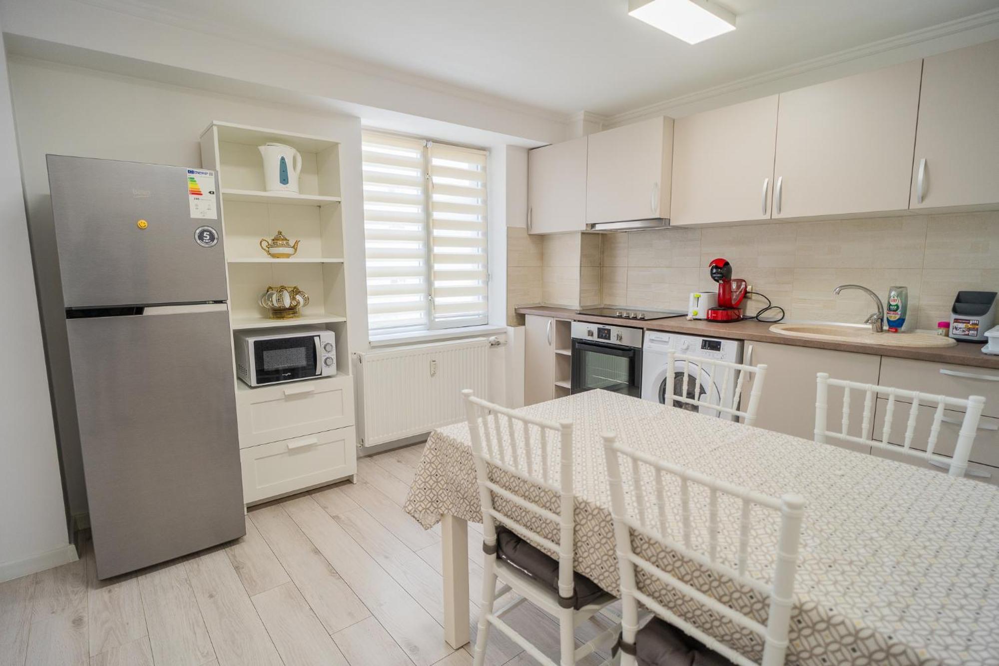 ブカレストLuxury 2Br On Decebal Avenueアパートメント エクステリア 写真