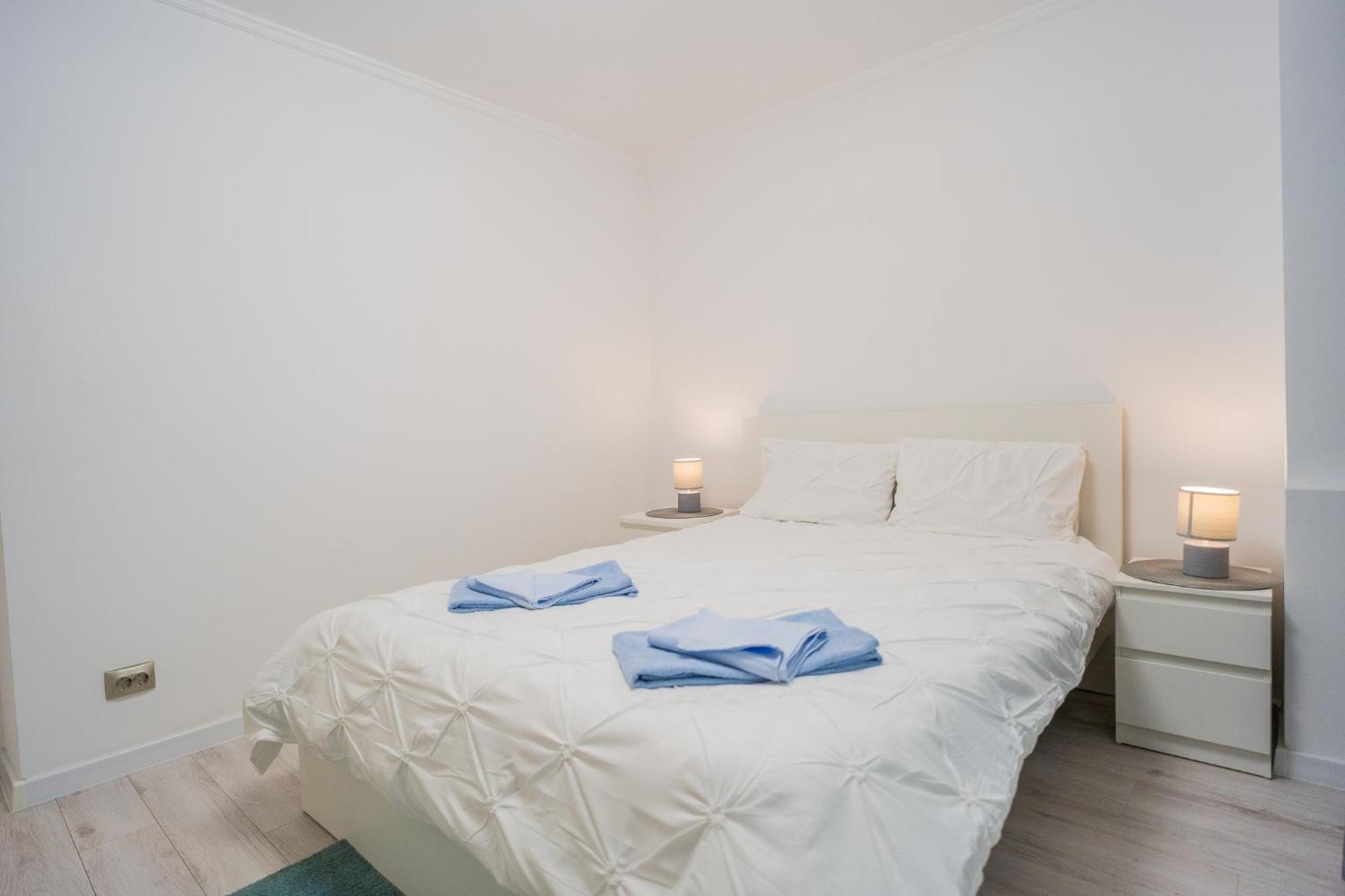 ブカレストLuxury 2Br On Decebal Avenueアパートメント エクステリア 写真