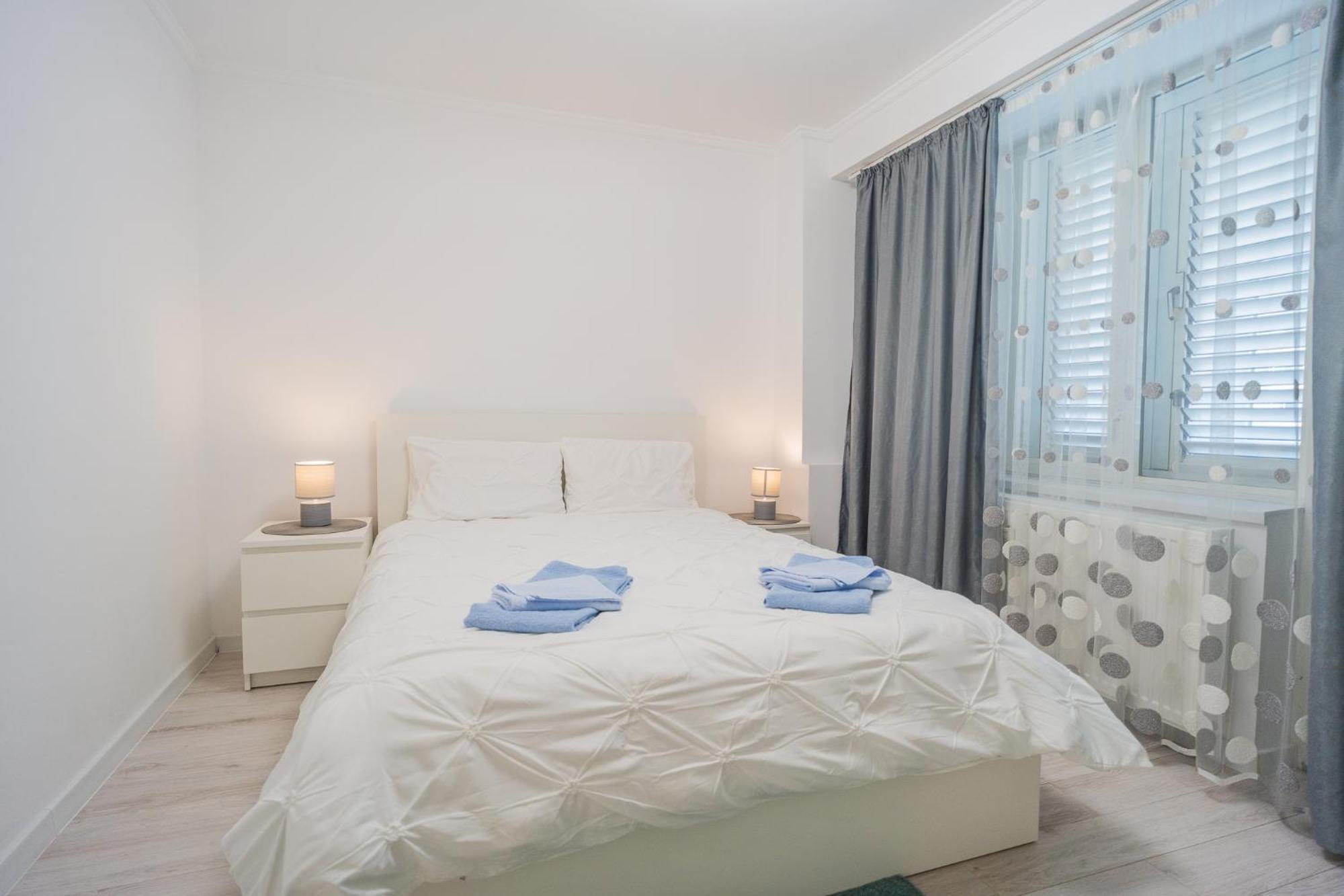 ブカレストLuxury 2Br On Decebal Avenueアパートメント エクステリア 写真
