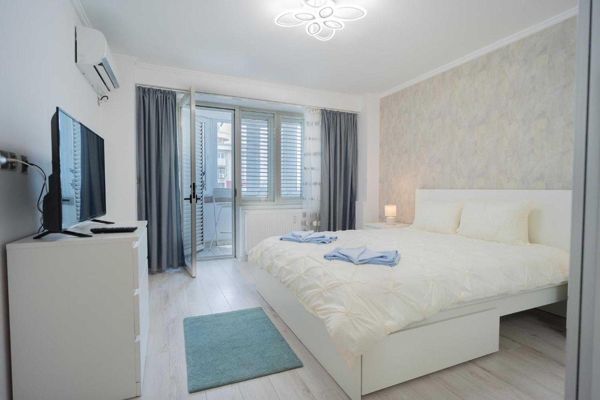 ブカレストLuxury 2Br On Decebal Avenueアパートメント エクステリア 写真